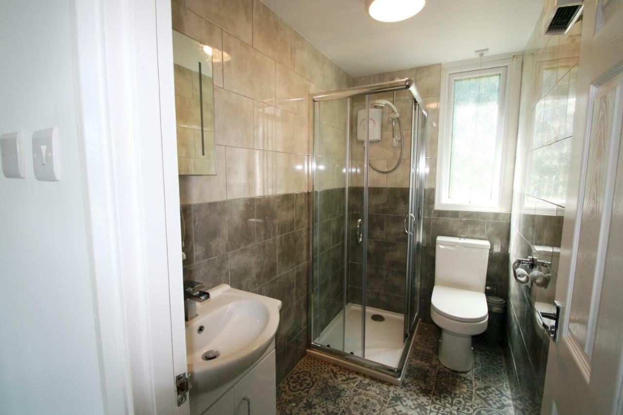 Freshwater Bay Holiday Cottages Пембрук Екстериор снимка